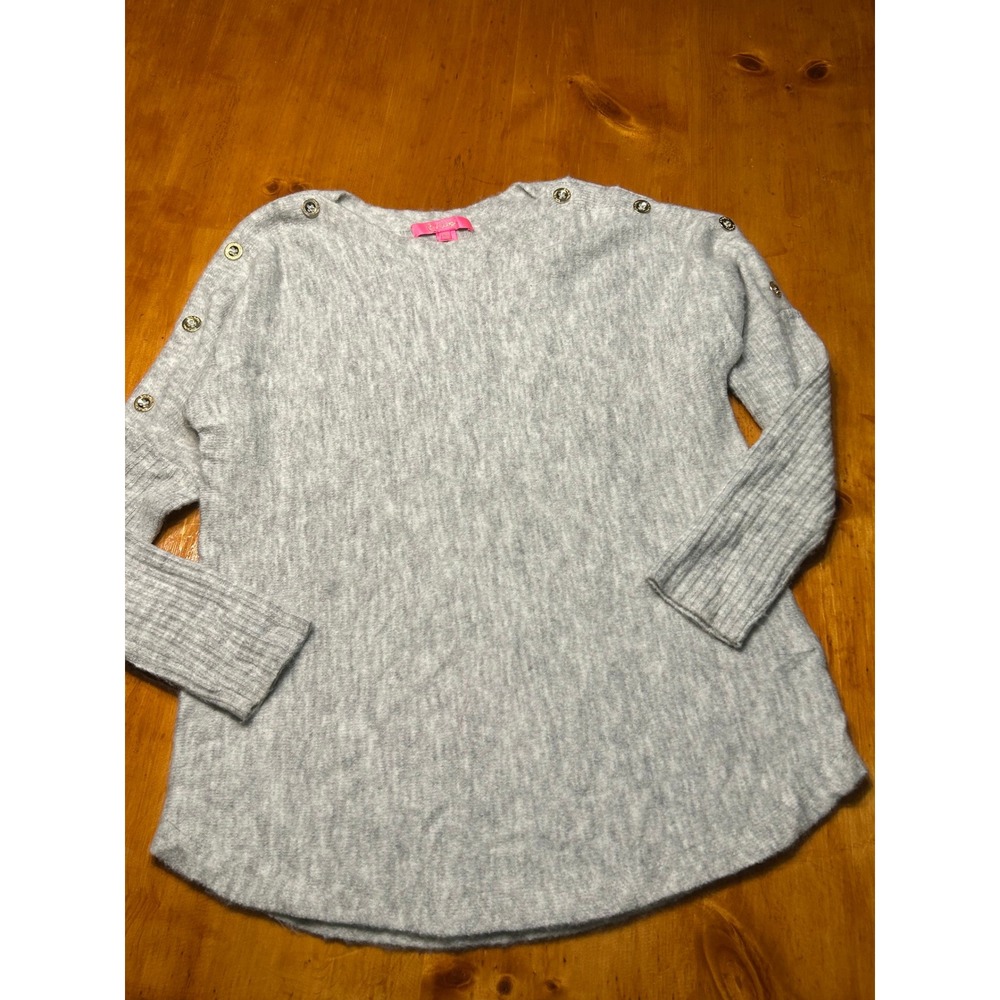 Lilly Pulitzer Arna Pullover Heathered Seaside Gray Button Shoulder Sweater XS - Picture 8 of 11
